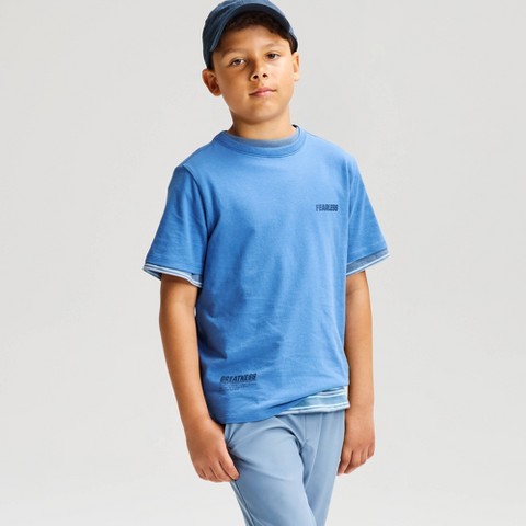 Детские футболки Cat & Jack Boys' Short Sleeve 100% Cotton 'Stay Fearless' Classic Fit Graphic T-Shirt- Cat & Jack™ Blue M