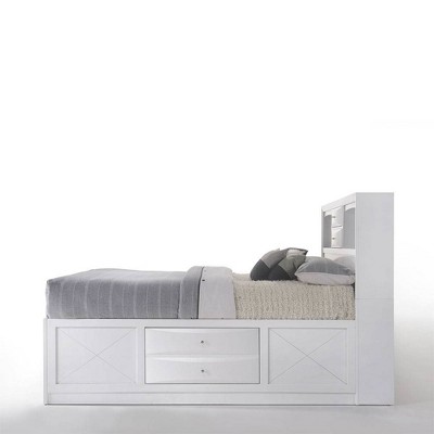 Transitional Queen Storage Bed with 8 Drawers in White Rubberwood