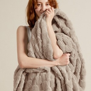 Bedsure | Cute Soft Cozy Checkered Throw Blanket for Couch - 1 of 4