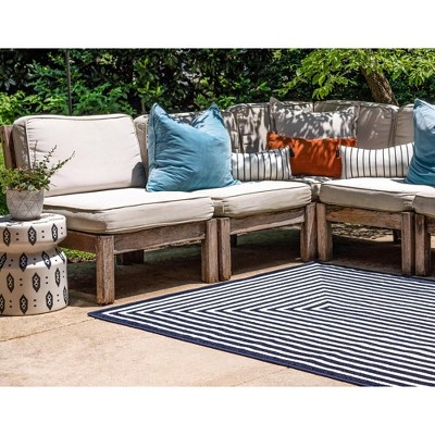 Navy Blue 4' x 6' Prescott Easy-Care Outdoor Area Rug