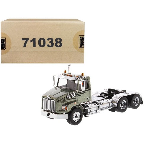 1:50 Scale Diecast Western Star 4900 Tandem SB Axle w/Sleeper 2024 - Orange/Black