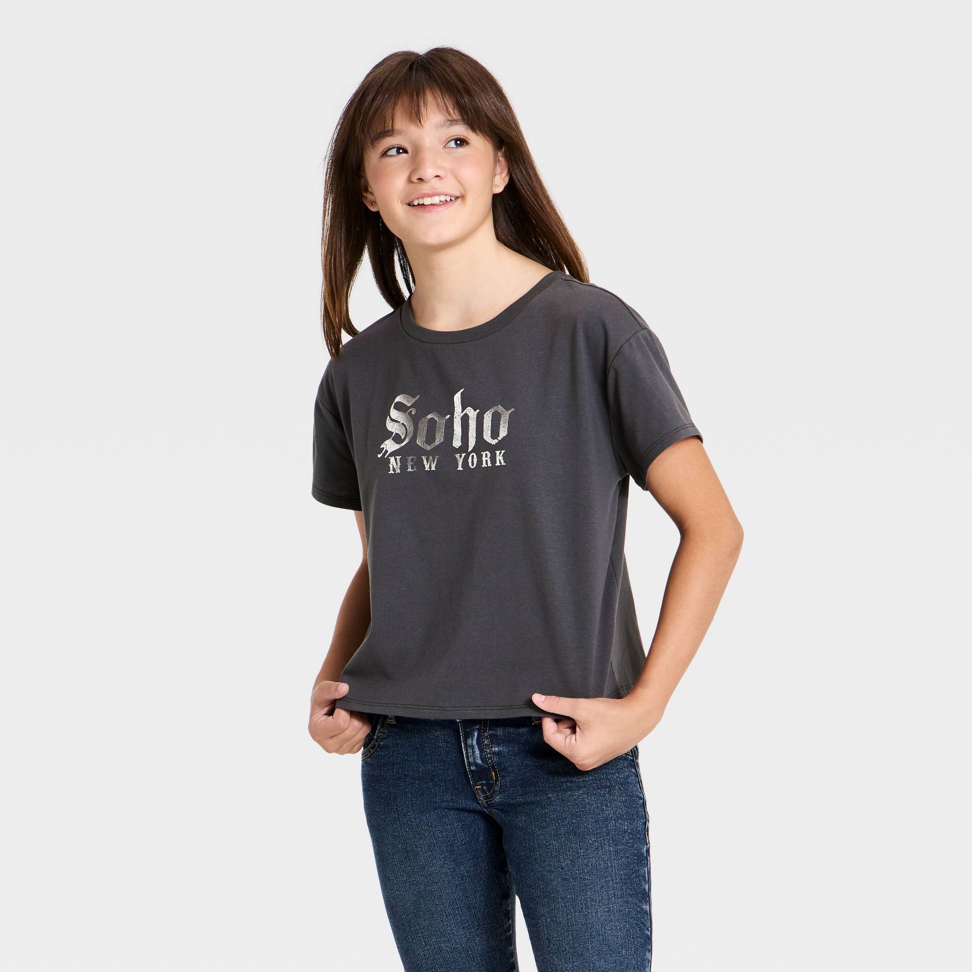 Girls' Boxy Cropped Graphic T-Shirt - art class™