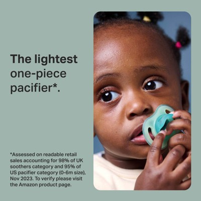 Tommee Tippee Ultra-light Day and Night Pacifiers - One-Piece Silicone Design - 4pk 0-6m