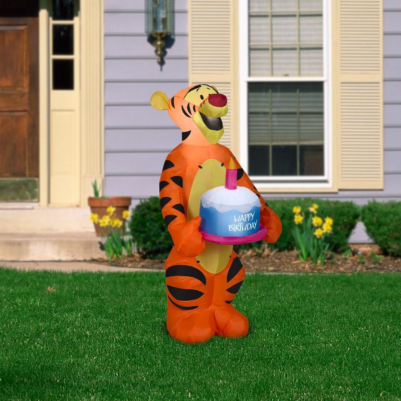 Gemmy Airblown Inflatable Birthday Party Tigger with Cake, 3.5 ft Tall, Orange, 2 of 4
