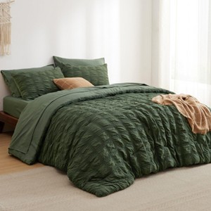 Bedsure | 7 Pcs Bedding Set in Textured White Plaid Seersucker - 1 of 4
