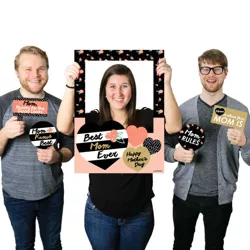 Big Dot of Happiness Best Mom Ever - Mother's Day Selfie Photo Booth Picture Frame & Props - Printed on Sturdy Material