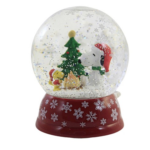 Christmas Snoopy Campfire Snow Dome - One Snow Globe 5.75 Inches ...