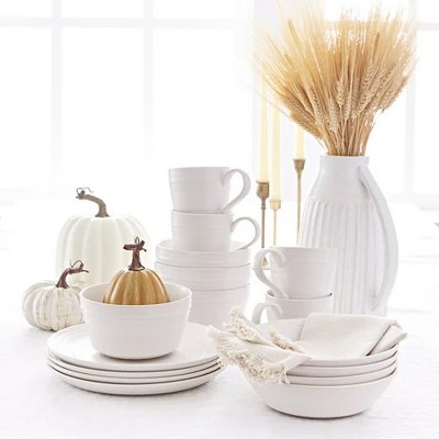 White Ceramic 16-Piece Round Dinnerware Set for 4