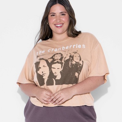 Women's Cranberries Boxy Cropped Short Sleeve Graphic T-Shirt - Brown
