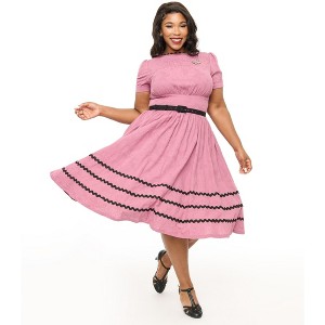 Unique Vintage Women's Plus Cotton Swing Dress - 1 of 3