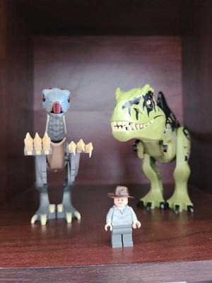 LEGO 76949 Jurassic World Giganotosaurus & Therizinosaurus Attack