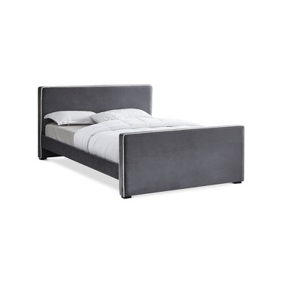 Meridian Furniture,Dillard Velvet Bed
