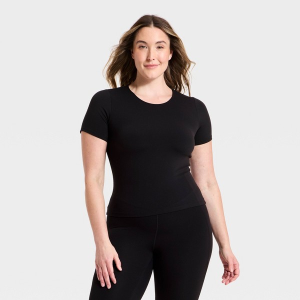 Playera de manga corta para mujer, suave y cropped - All In Motion™ 6
