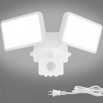 Runesay LED Motion Sensor Outdoor Light, 20W 6000k Plug in Security Lights 2 Adjustable Heads IP65 Waterproof Motion Detected Flood Light