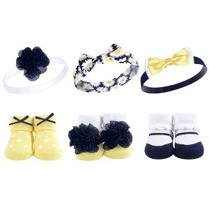 Hudson Baby Infant Girl Headband and Socks Giftset 6pc, Daisy, One Size - 1 of 2