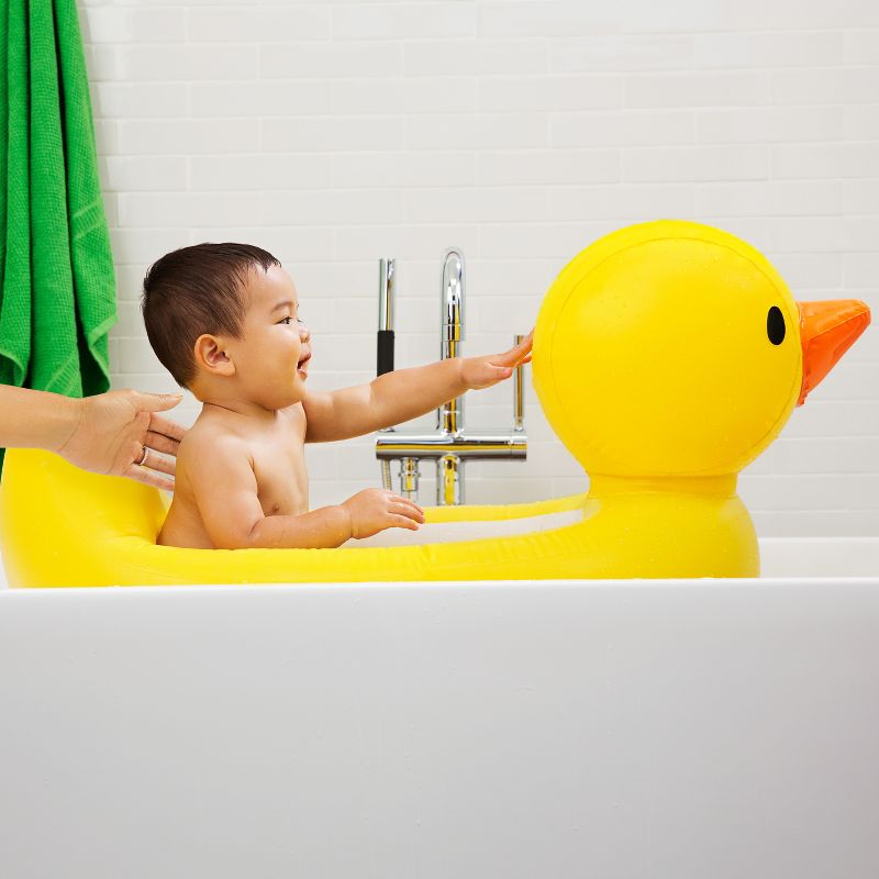 Munchkin White Hot Inflatable Duck Safety Baby Bath Tub, 4 of 8