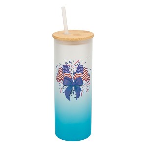 Elanze Designs 25 Ounce Frosted Glass Gradient Travel Tumbler With Straw and Wooden Lid, American Flag Sky Blue - 1 of 1