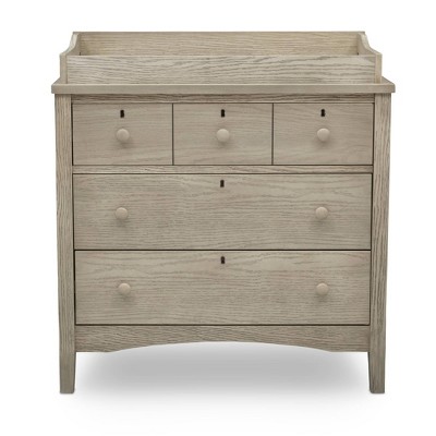 Dressers & Chest of Drawers