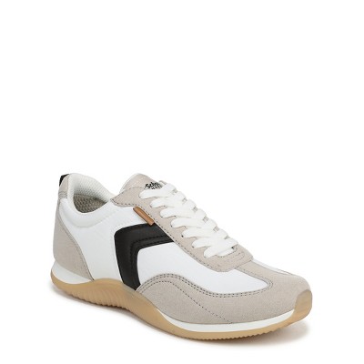 white / black / grey