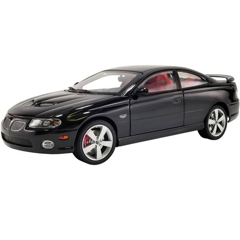 Pontiac GTO Phantom Black with Red Interior Limited Edition to   pieces Worldwide  Diecast Model Car by GMP
