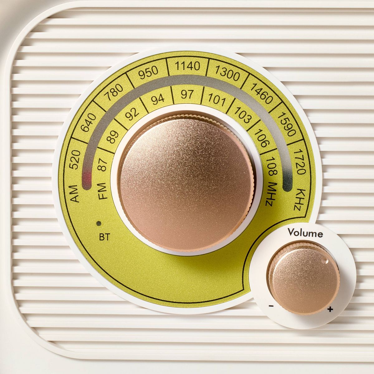 Portable Radio Sour Cream/Brass - Hearth & Hand™ with Magnolia - thumbnail 4