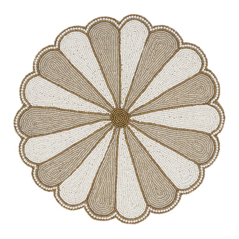 Saro Lifestyle Elegant Beaded Pinwheel Placemat (Set of 4), 1 of 5