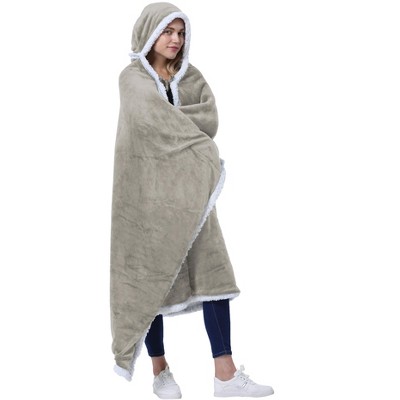 thumbnail image 2 of Attack On Titan Wings Of Freedom Hooded Sweatshirt – Dota 2 Store 2 of 13