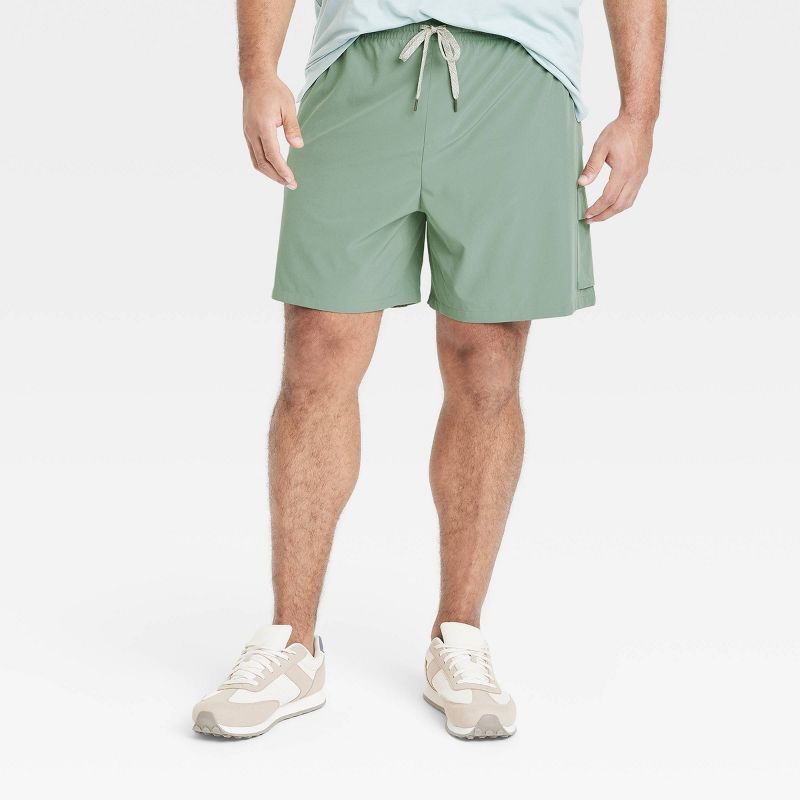 Men&#39;s Cargo Shorts 7&#34; - All In Motion&#8482;, 1 of 4