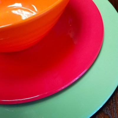 Gibson Brist 12 Piece Assorted Color Melamine Dinnerware Set
