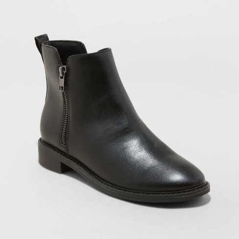 womens black boots