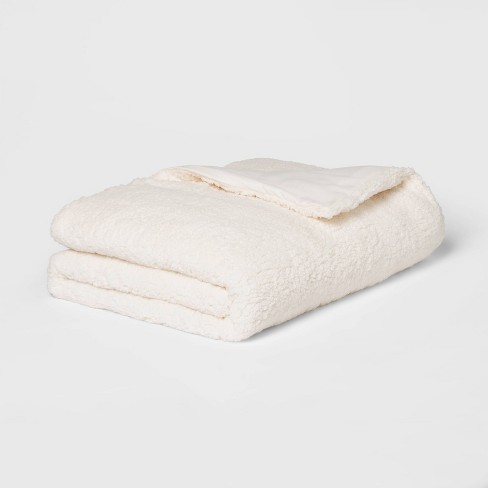 Target outlet weighted throw