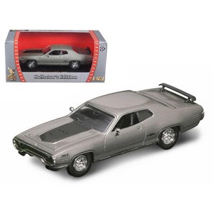 1971 Plymouth GTX 440 6 Pack Silver 1/43 Diecast Model Car by Road Signature - 1 of 3