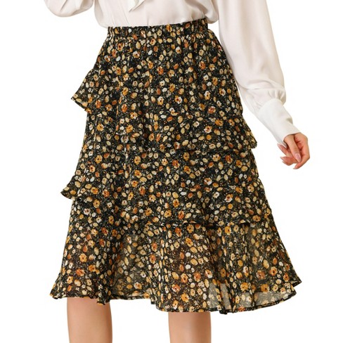 Layered elastic clearance skirt