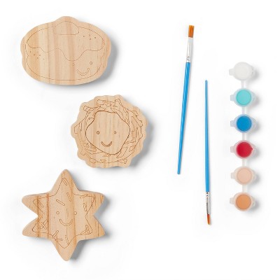 Mondo Llama - Brandclub - Hanukkah Craft Paint-Your-Own Wood