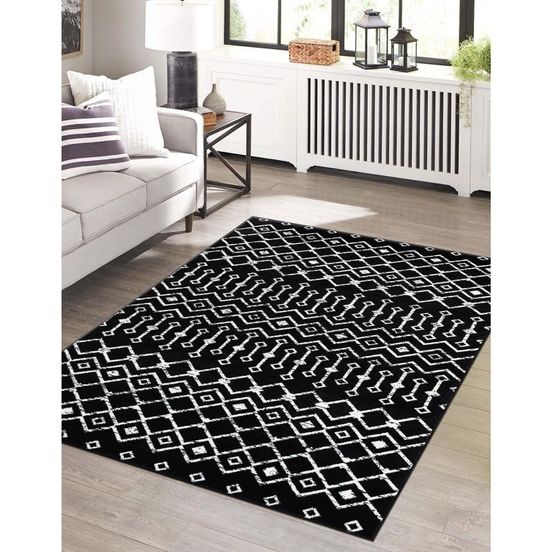 Modern Black Trellis 4x6 Synthetic Area Rug for Easy Care Living
