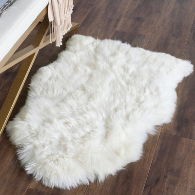 Luxurious Hand-Knotted Natural White Sheepskin Fur Rug 2' x 4'