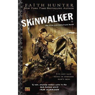 Skinwalker - (Jane Yellowrock) by  Faith Hunter (Paperback)