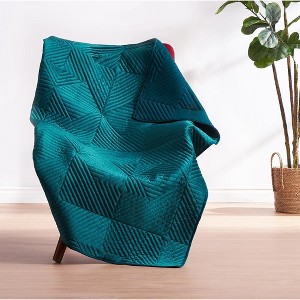 Greenland Home Fashions Riviera Velvet 2008CTHR Accessory Throw - 1 of 4