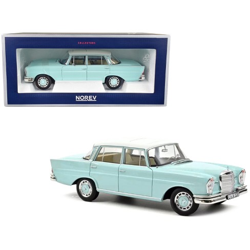 1/18 Norev 1966 Mercedes-Benz Mercedes 200 Universal Wagon (Blue) Diecast  Car Model 
