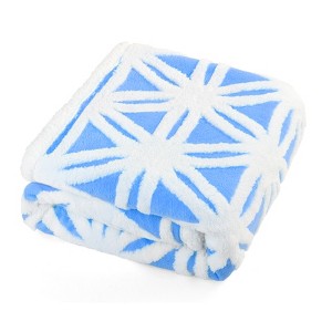 Oumilen Snowflake Flannel Luxury Lightweight Throws, 50" x 60", Blue - 1 of 1
