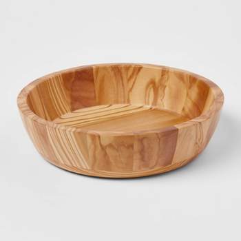 BJ's Wholesale's Large Acacia Wood Serving Bowl Set Is Selling