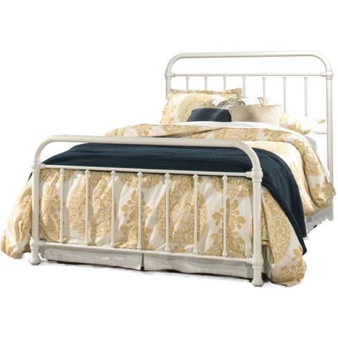 Kirkland Bed Set White - Hillsdale Furniture - image 1 of 4