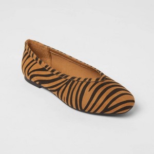 Women’s Sammie Shoes with Memory Foam Insole – A New Day™ Light Brown - 1 of 3