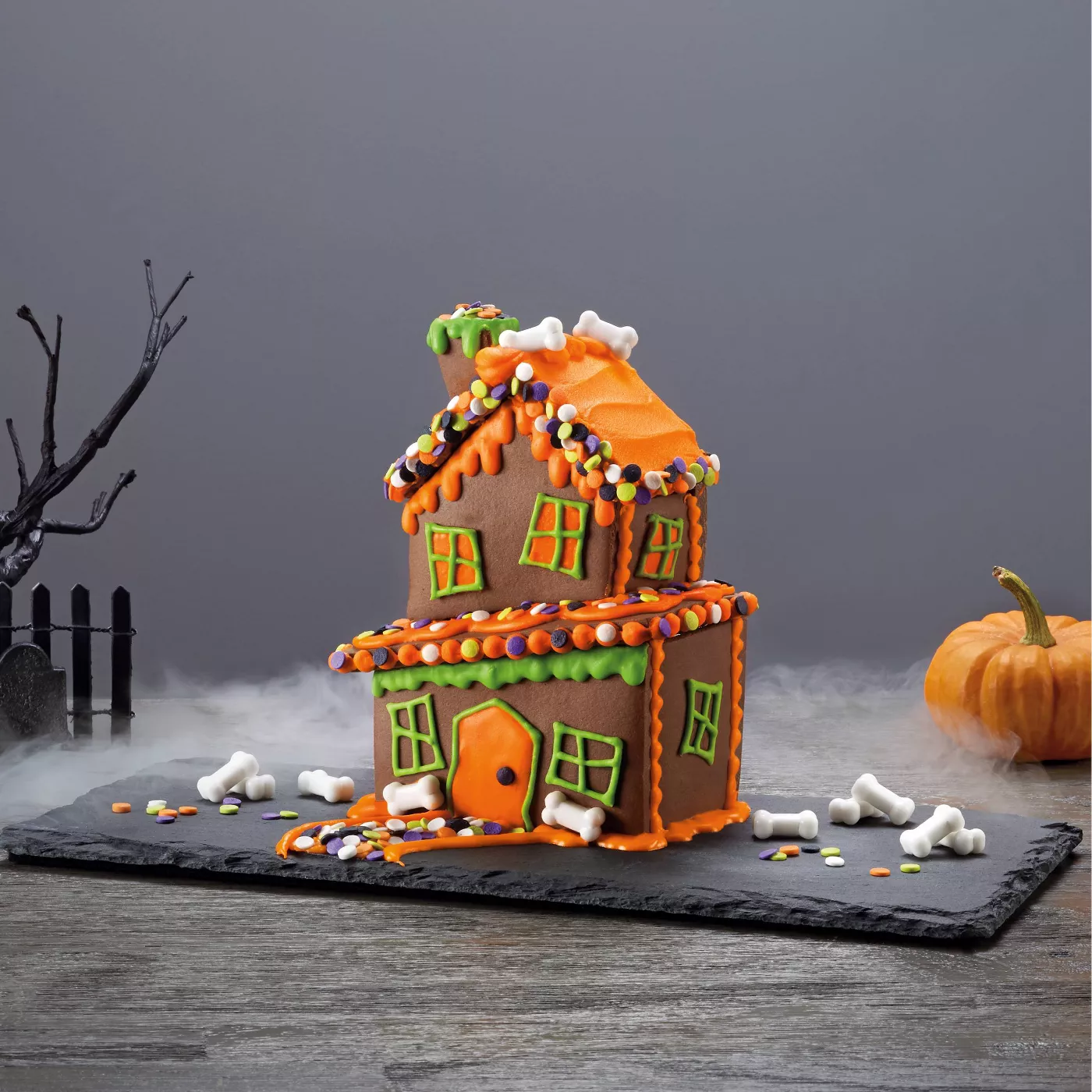Halloween Twisted Tavern Chocolate House Cookie Kit - 13.5oz - Hyde & EEK! Boutique™ - image 5 of 6