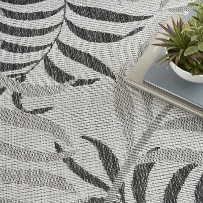 Gray Tropical Leaf Pattern 5' x 7' Synthetic Outdoor Rug