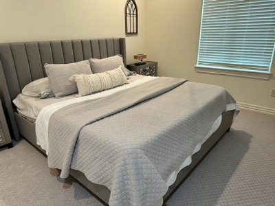 Guest review image 1 of 2, zoom in