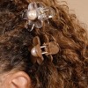 scünci be-ü-tiful Pearl Embellished Floral Mini Claw Clips - Neutral - 4pcs - 3 of 4