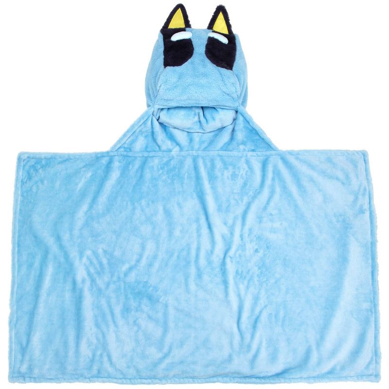 Bluey Kids&#39; Hooded Blanket, 4 of 9