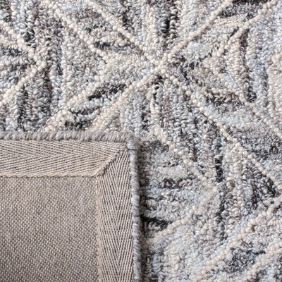 Gray and Beige 6' x 9' Hand-Tufted Wool Abstract Rug