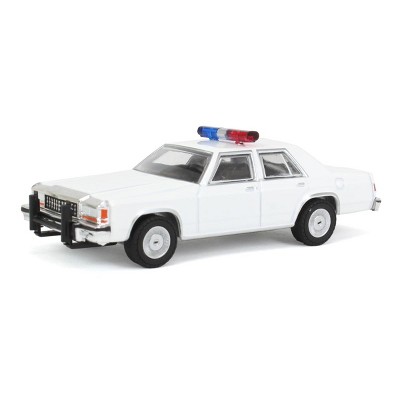 Greenlight Collectibles 1/64 1980-91 Ford LTD Crown Victoria, Blank White with Light Bar & Grill Guard, Hot Pursuit, GLT43007